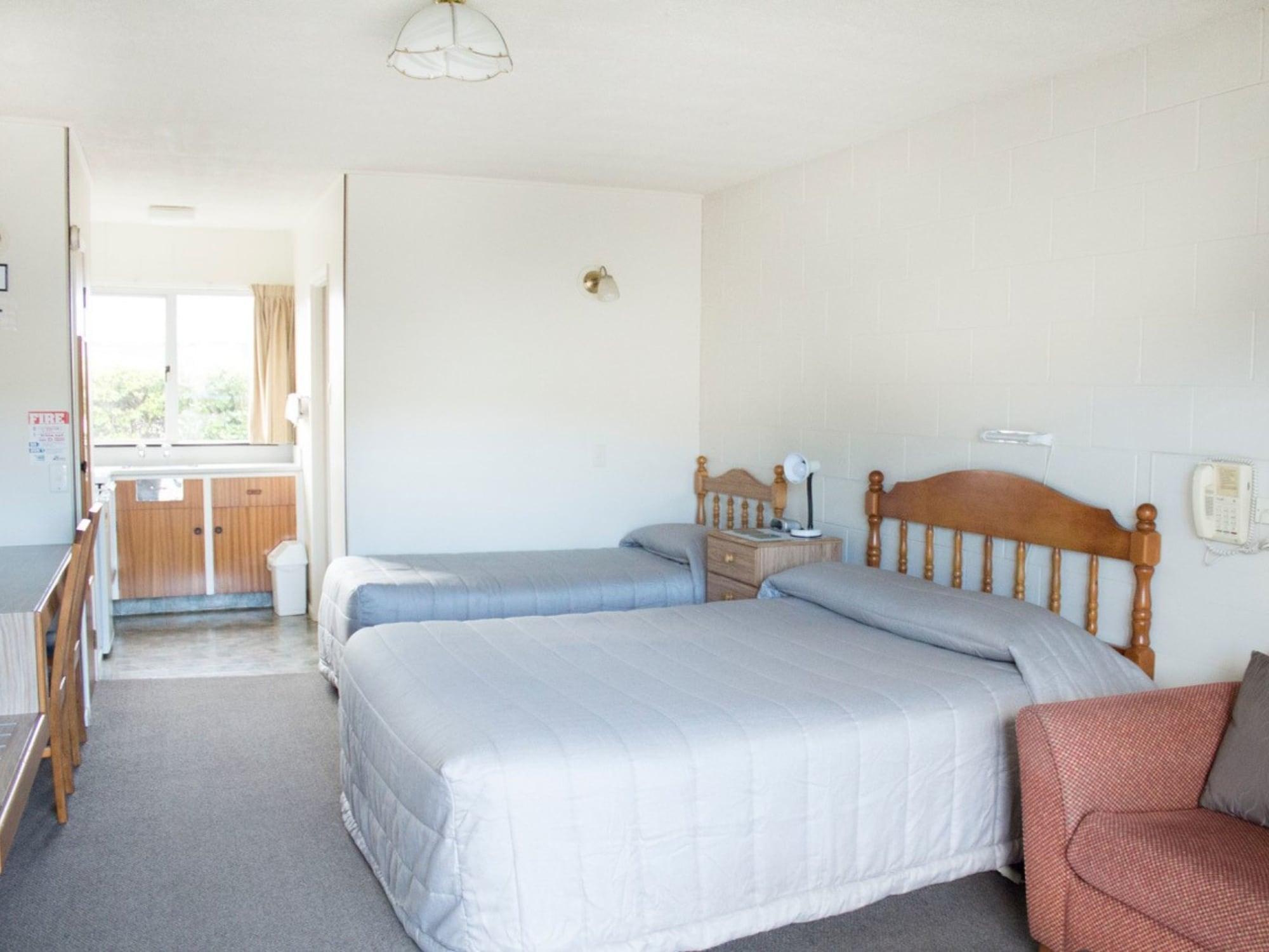 Alpine Motel Oamaru Bagian luar foto