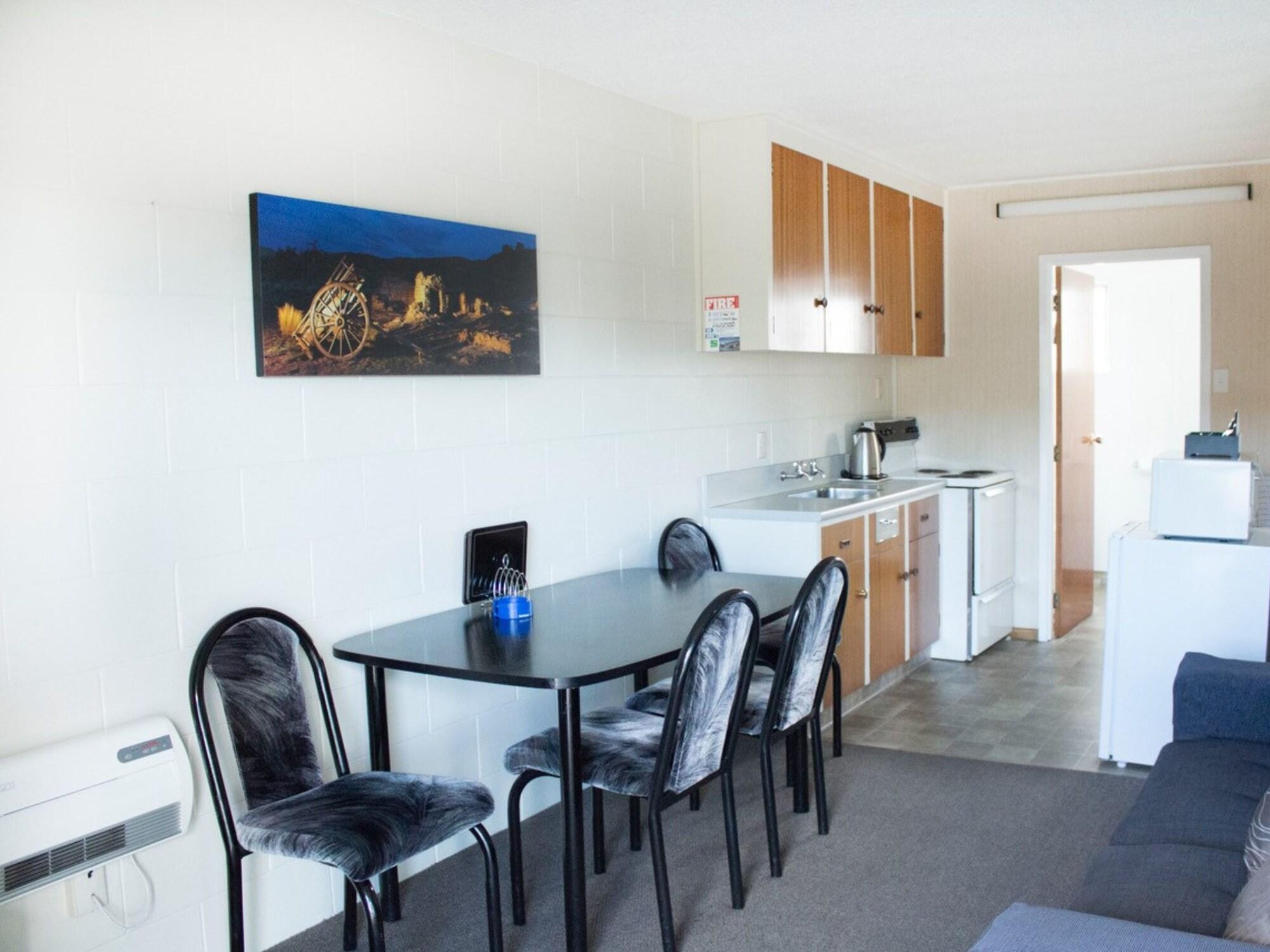 Alpine Motel Oamaru Bagian luar foto