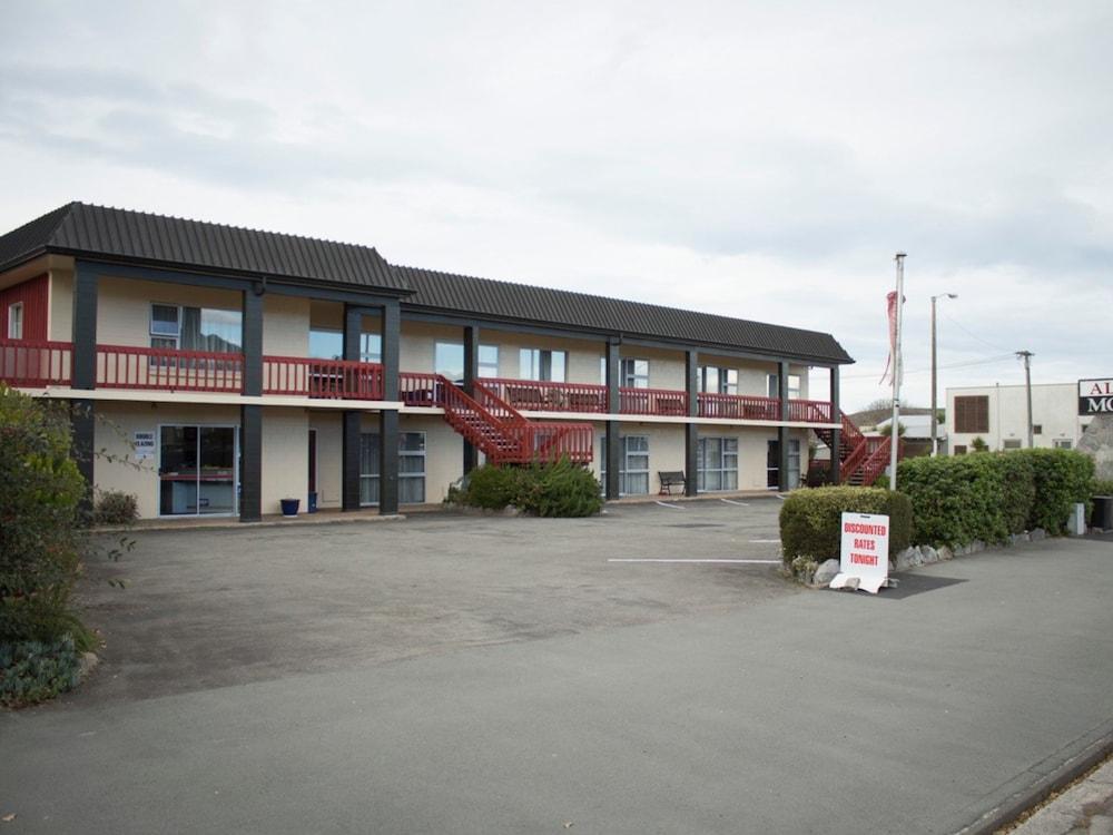 Alpine Motel Oamaru Bagian luar foto