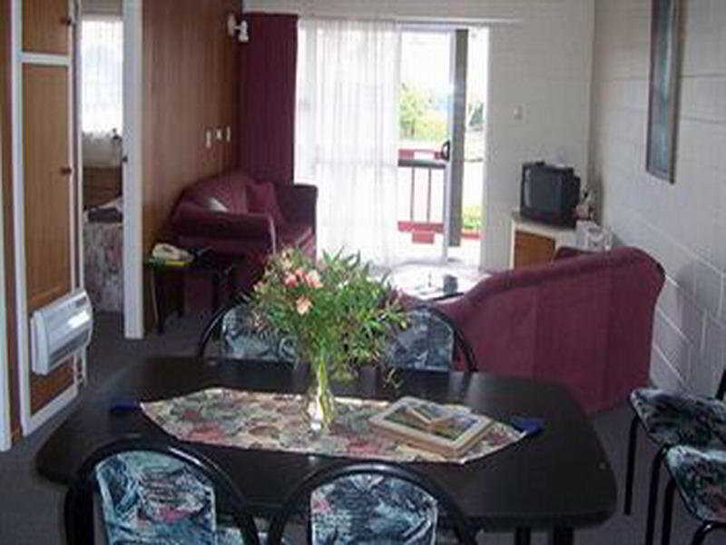 Alpine Motel Oamaru Bagian luar foto