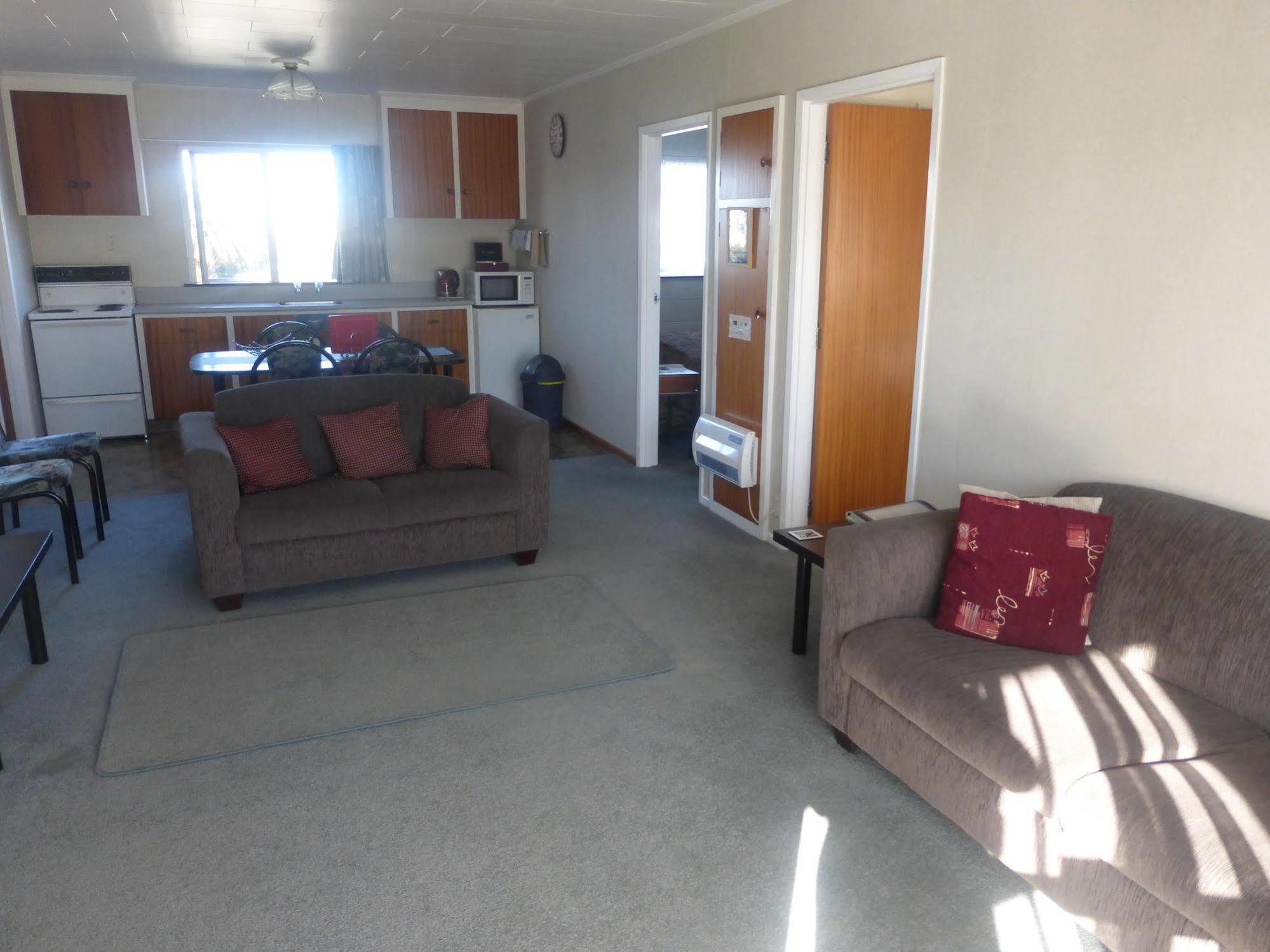 Alpine Motel Oamaru Bagian luar foto